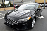Used 2019 Ford Fusion SE image 2