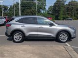 Used 2022 Ford Escape SE image 2