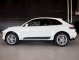 Certified 2025 Porsche Macan image 2