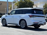 New 2025 INFINITI QX80 Luxe image 6