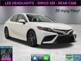 Used 2022 Toyota Camry SE image 1