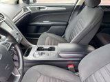 Used 2020 Ford Fusion SE image 2