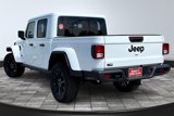 New 2025 Jeep Gladiator Sport image 3
