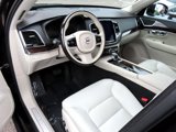 Used 2017 Volvo XC90 T6 Momentum w/ Vision Package image 6