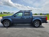 Used 2018 Nissan Frontier PRO-4X image 2