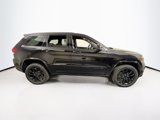 Used 2022 Jeep Grand Cherokee Laredo X image 4