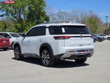 New 2025 Nissan Pathfinder Platinum image 4