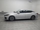 Used 2023 Nissan Altima 2.5 SV image 2