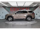 New 2025 Nissan Pathfinder Platinum image 3