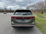 New 2025 Volkswagen Atlas Peak Edition SE image 6
