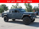 New 2025 Jeep Gladiator Sport image 2
