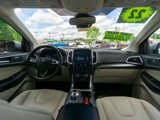 Used 2022 Ford Edge Titanium image 2