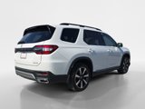 Used 2025 Honda Pilot Elite image 3