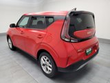 Used 2023 Kia Soul LX w/ LX Technology Package image 5