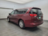 Used 2022 Chrysler Voyager LX image 5