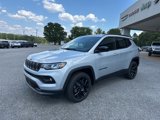 New 2025 Jeep Compass Latitude w/ Altitude Special Edition image 3