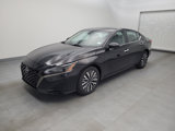 Used 2023 Nissan Altima 2.5 SV image 2