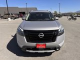 New 2025 Nissan Pathfinder Platinum image 2