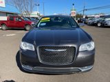 Used 2016 Chrysler 300 C image 5