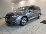 Certified 2022 Chrysler Pacifica Limited image 3