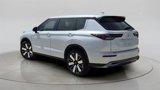 New 2025 Mitsubishi Outlander SE image 4