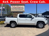 Used 2023 Nissan Frontier SV image 2