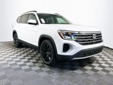 New 2025 Volkswagen Atlas SE image 3