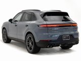 Certified 2024 Porsche Cayenne image 3
