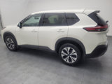 Used 2023 Nissan Rogue SV image 3