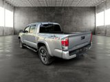Used 2019 Toyota Tacoma TRD Sport w/ Technology Package image 3