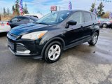 Used 2015 Ford Escape SE image 2
