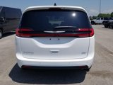 New 2025 Chrysler Pacifica Select image 5