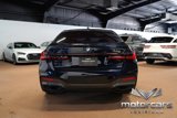 Used 2022 BMW 740i w/ M Sport Package image 5