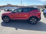 Used 2020 Volvo XC40 T5 R-Design w/ Protection Package Premier image 3