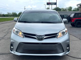 Used 2020 Toyota Sienna XLE image 2