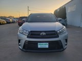 Used 2018 Toyota Highlander SE image 2