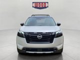 New 2025 Nissan Pathfinder Platinum image 5