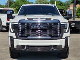 Used 2024 GMC Sierra 2500 Denali Ultimate image 2