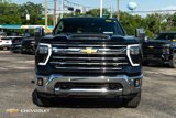 Used 2024 Chevrolet Silverado 2500 LTZ w/ LTZ Convenience Package image 2