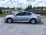 Used 2020 Toyota Camry LE image 3