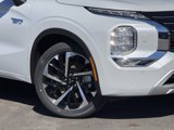New 2025 Mitsubishi Outlander SEL image 2