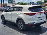 Used 2022 Kia Sportage LX image 2