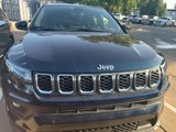 Used 2024 Jeep Compass Latitude w/ Convenience Group image 3