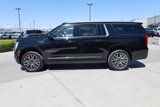 New 2025 GMC Yukon XL Denali Ultimate image 3