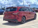 Certified 2025 Toyota Sienna XSE image 3