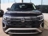 New 2025 Volkswagen Atlas Peak Edition SE image 2