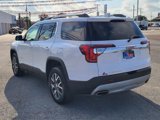 Used 2023 GMC Acadia SLE w/ Driver Convenience Package image 5