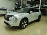 New 2025 Mitsubishi Outlander SE image 3