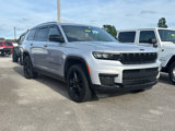 Used 2023 Jeep Grand Cherokee L Laredo image 3