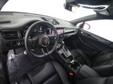Used 2024 Porsche Macan image 4